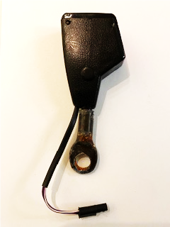 Historical Photos/png/Buckle with black electrical connector (side)
